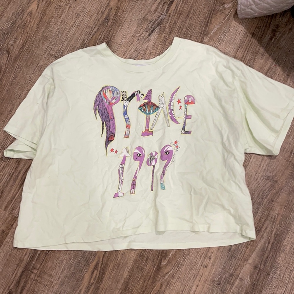 Daydreamer Prince Like Green Crop Tee